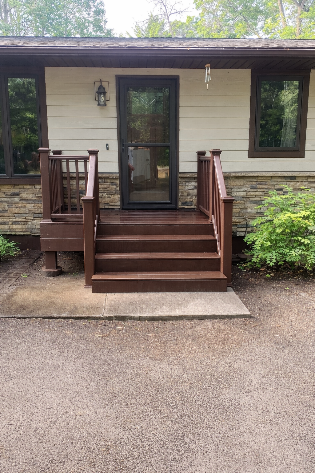 Front entry deck with stairs and railings installed in Huntsville Alabama
